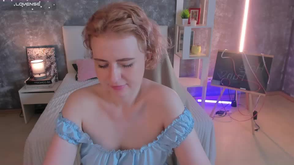 shiny_lisss Webcam Chat July 27, 2026