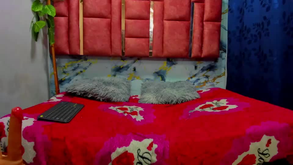 nezukoks Webcam Chat July 27, 2026
