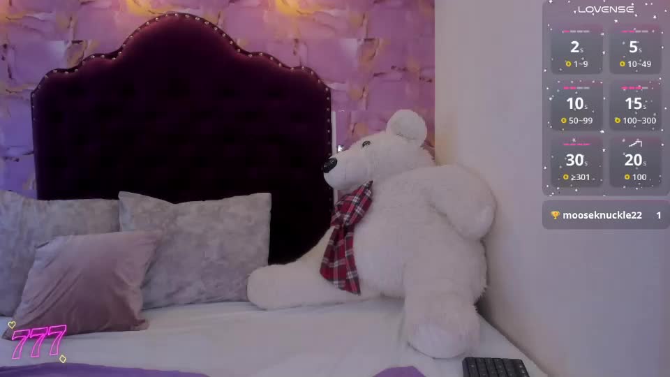 luna_bloomm_ Webcam Chat July 27, 2026