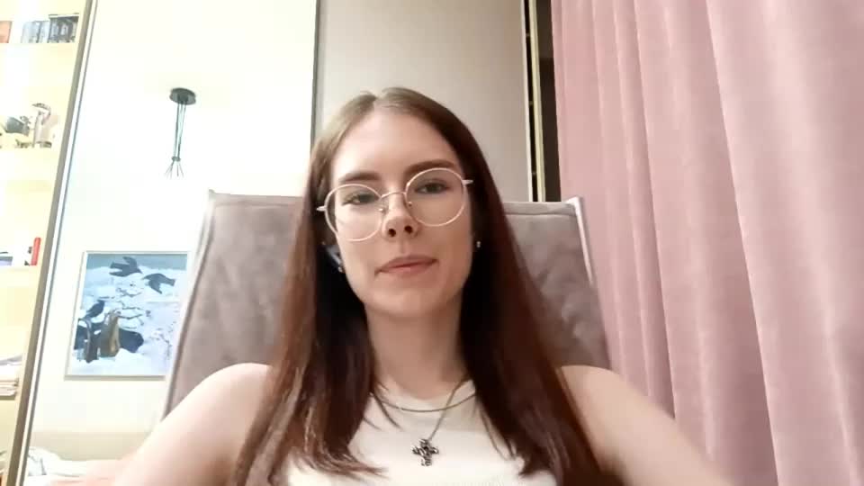 tawnyzenisek Webcam Chat July 27, 2026