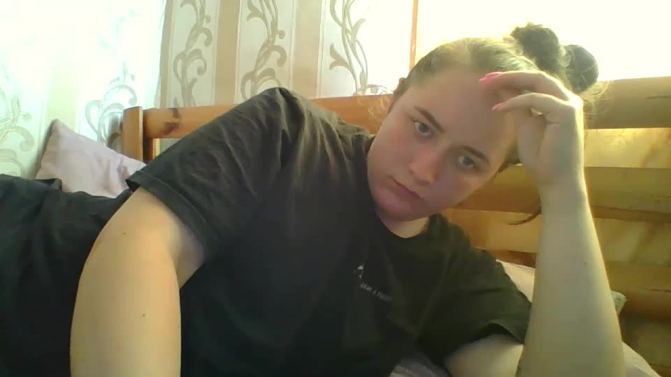 skyressie333 Webcam Chat July 27, 2026