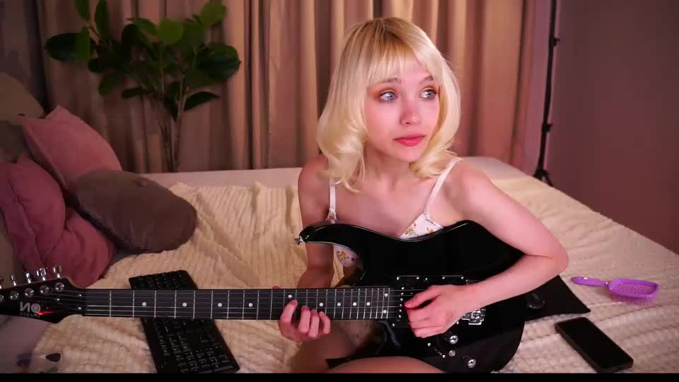 wow_angel Webcam Chat July 27, 2026