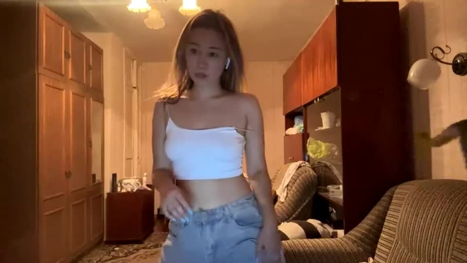 juliettegussow Webcam Chat July 27, 2026