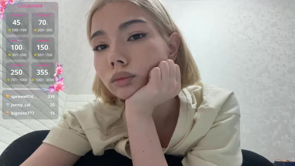 deandemarino Webcam Chat July 27, 2026