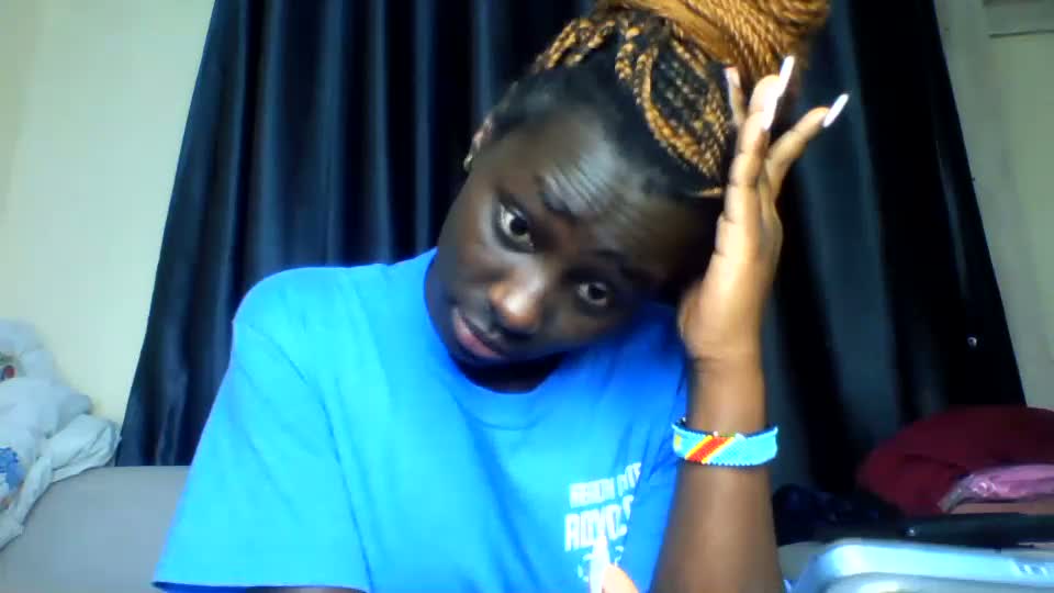 azaelia_iris Webcam Chat July 28, 2026