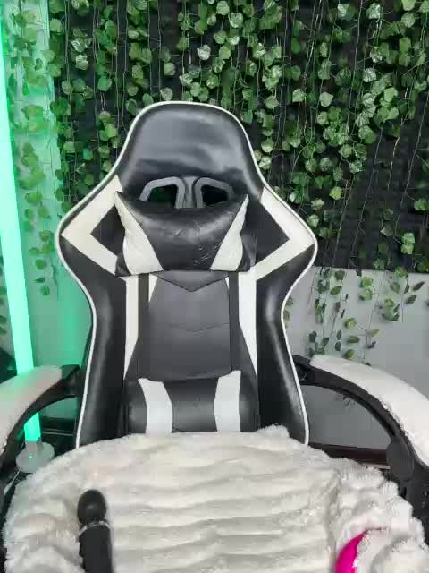 Eva_Kit Webcam Chat July 28, 2026