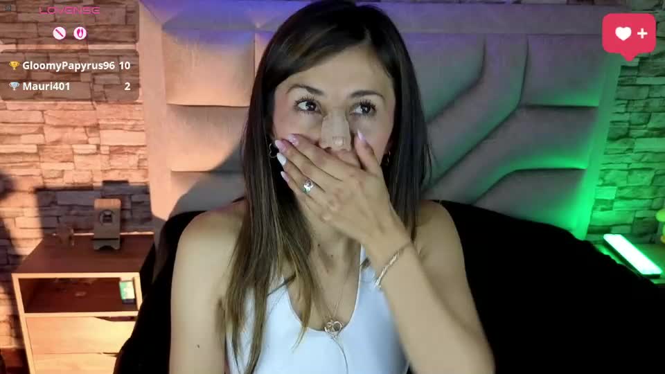 jade_white_ Webcam Chat July 28, 2026