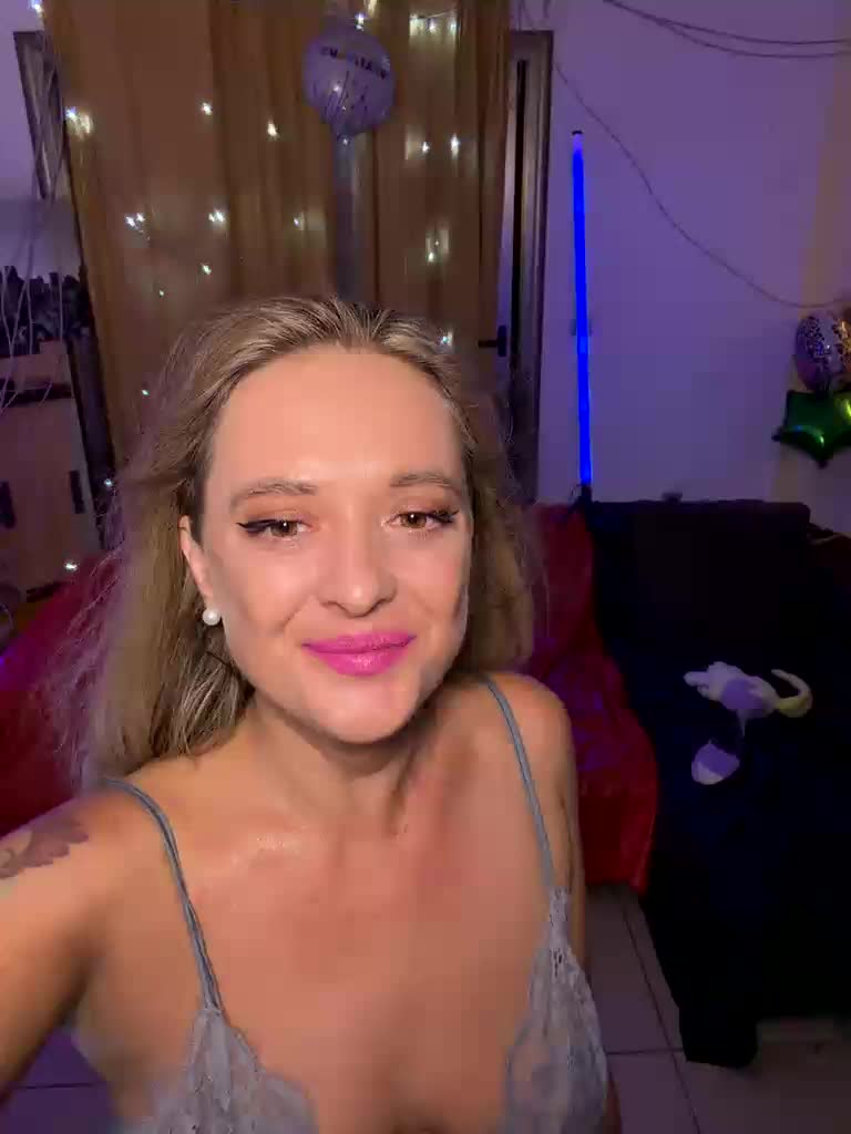 BigTwiXXX Webcam Chat July 28, 2026
