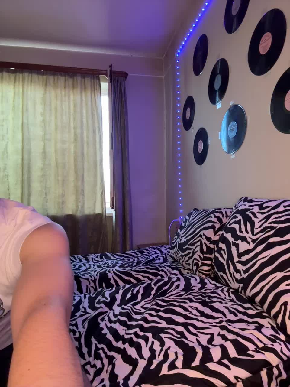 SweetVenomX Webcam Chat July 28, 2026