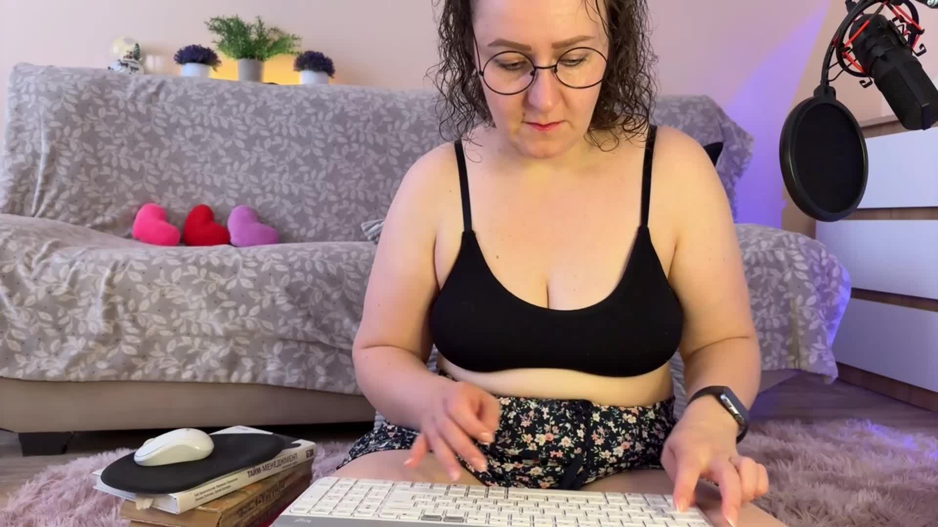 Pepper_corn Webcam Chat July 28, 2026