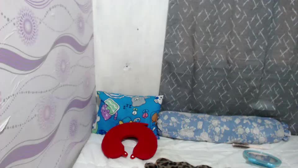 urdreamgirl_stephanie Webcam Chat July 28, 2026