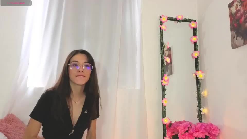 liiaa__7 Webcam Chat July 28, 2026