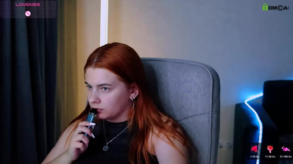 red__dizzy Webcam Chat July 28, 2026