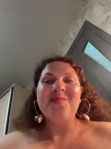Taisia_W Webcam Chat July 29, 2026