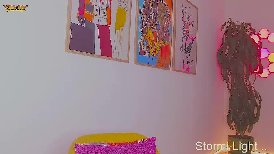 stormi_light Webcam Chat July 29, 2026