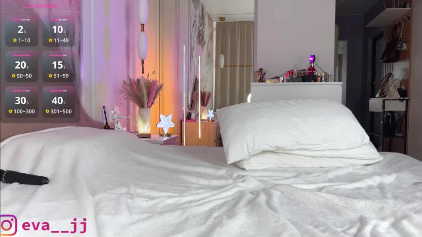 Eva_JJ Webcam Chat July 29, 2026