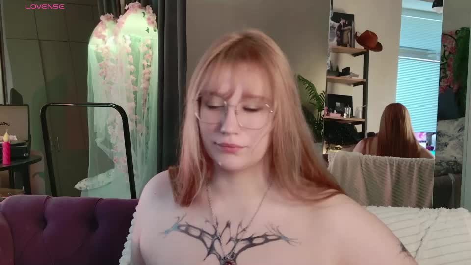 morvelyn Webcam Chat July 29, 2026