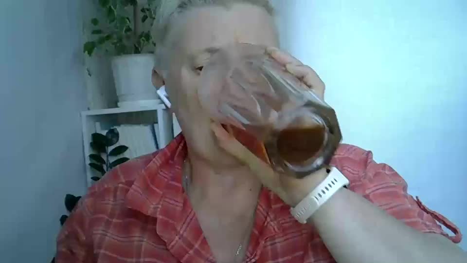 vea_motty Webcam Chat July 29, 2026