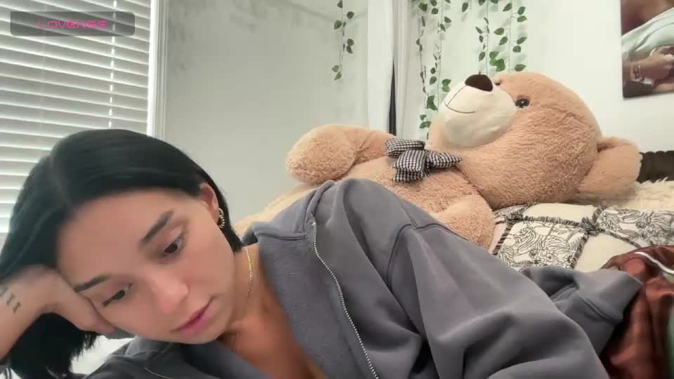 adriannarodriguez Webcam Chat July 29, 2026