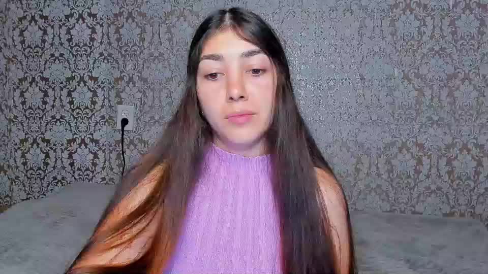 adrianakuiper Webcam Chat July 29, 2026