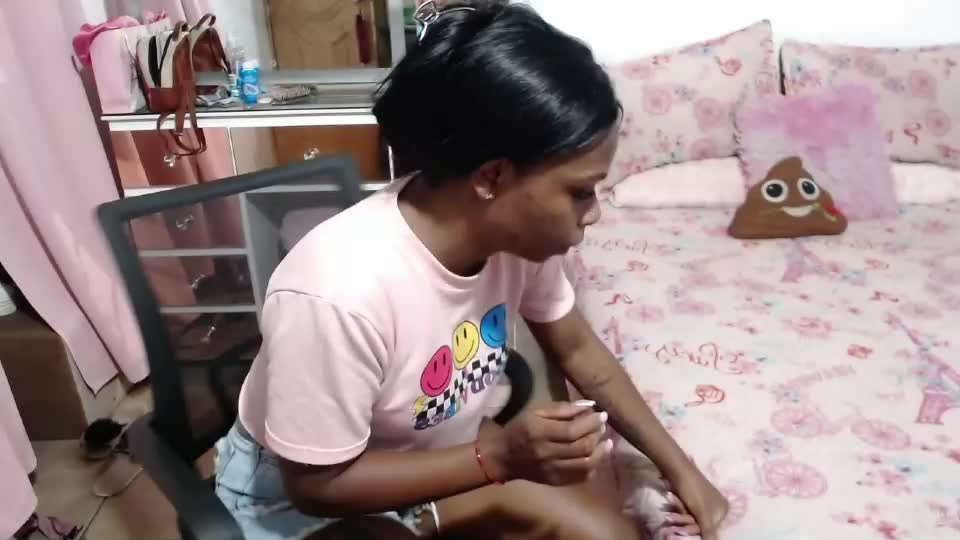 kiara_kaneel_40 Webcam Chat July 30, 2026
