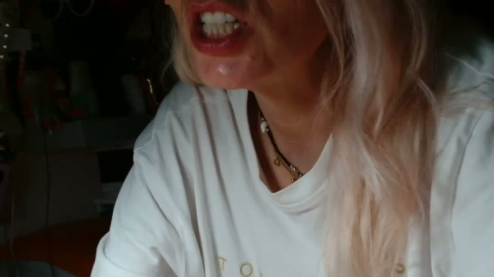kathleenedwards Webcam Chat July 30, 2026