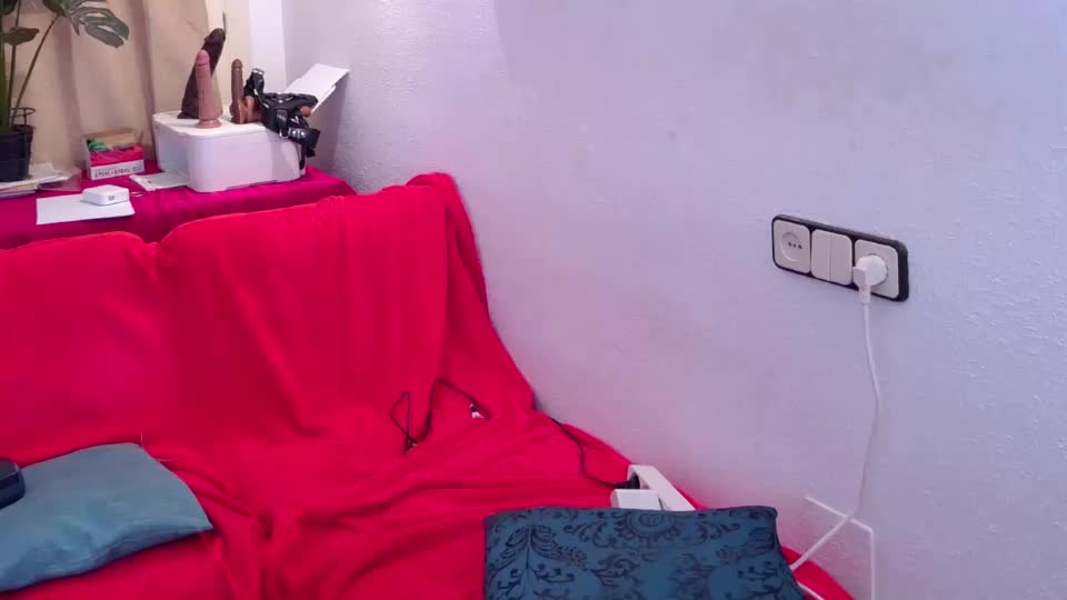 ivonneanddom Webcam Chat July 30, 2026