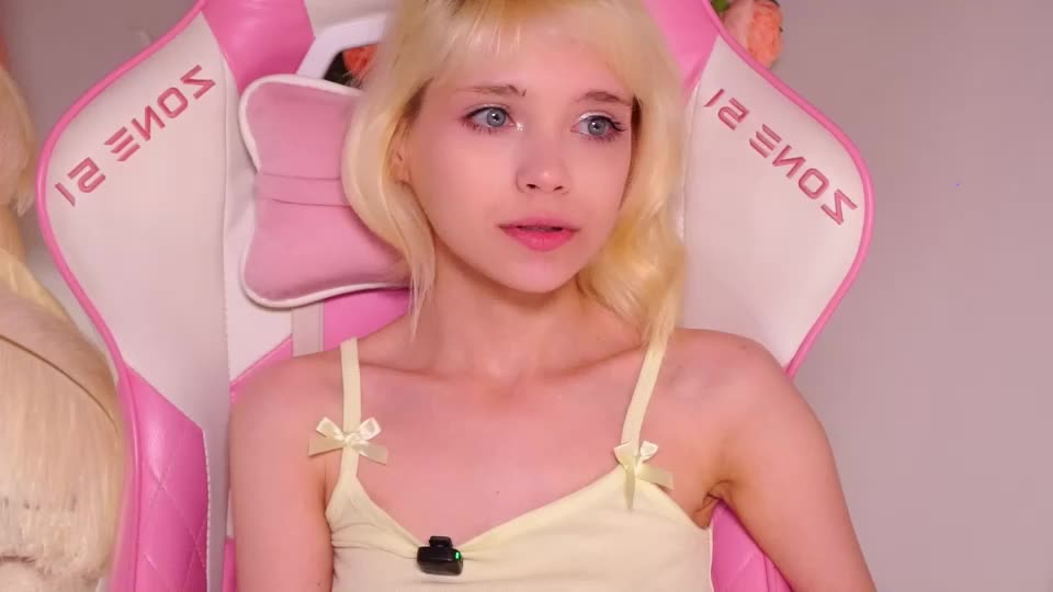 wow_angel Webcam Chat July 30, 2026