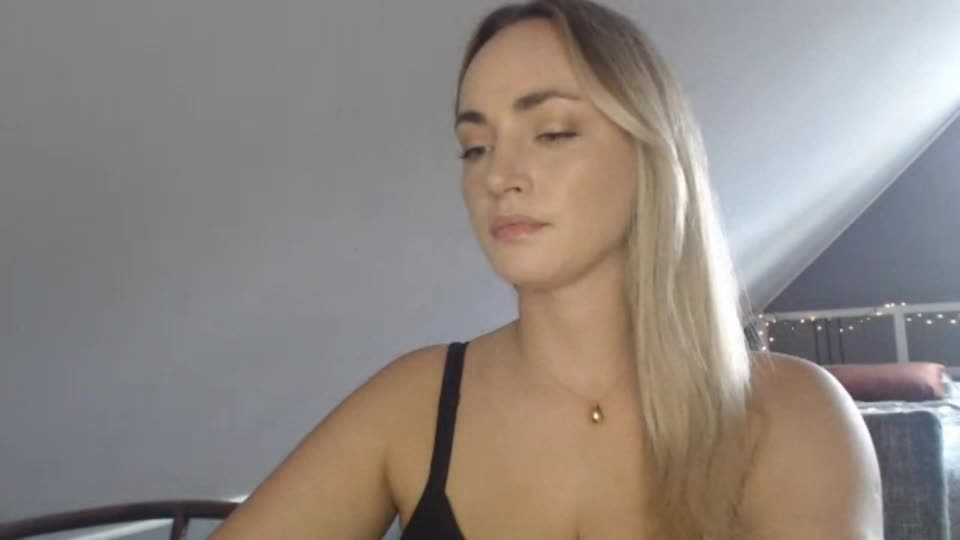 scarlettxblonde Webcam Chat July 30, 2026