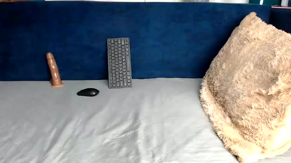 sexy_larisa Webcam Chat July 30, 2026