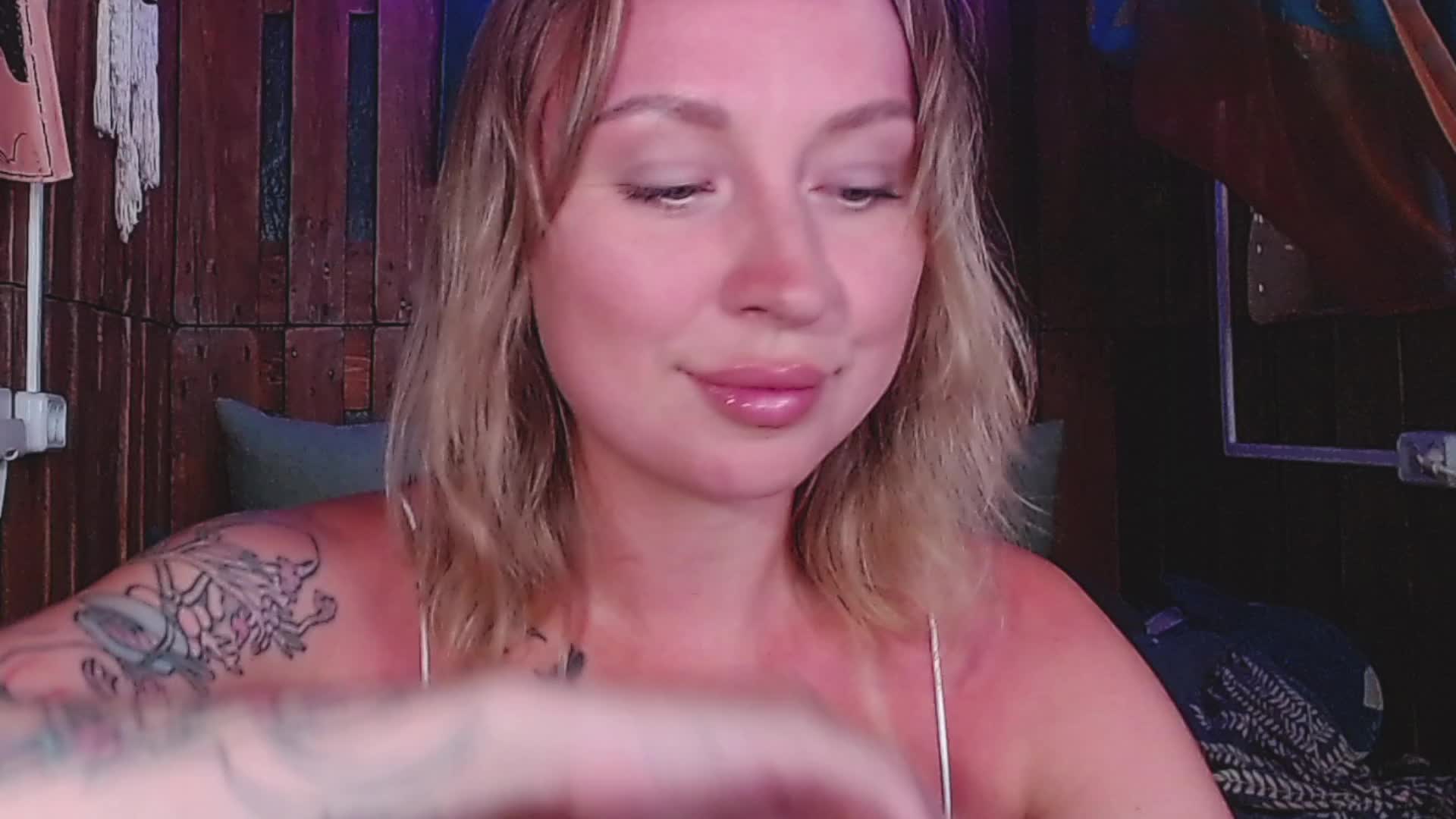 MiMi-Deep Webcam Chat July 30, 2026