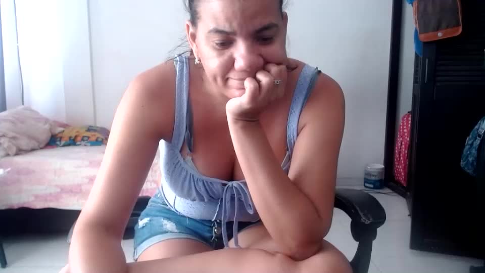 ariannaloovel Webcam Chat July 30, 2026