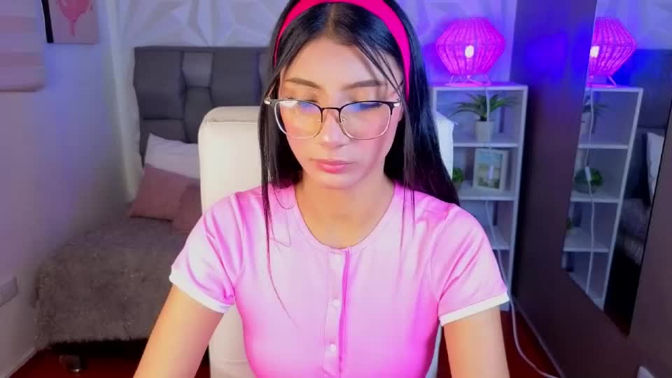 perlaa_moon_ Webcam Chat July 30, 2026