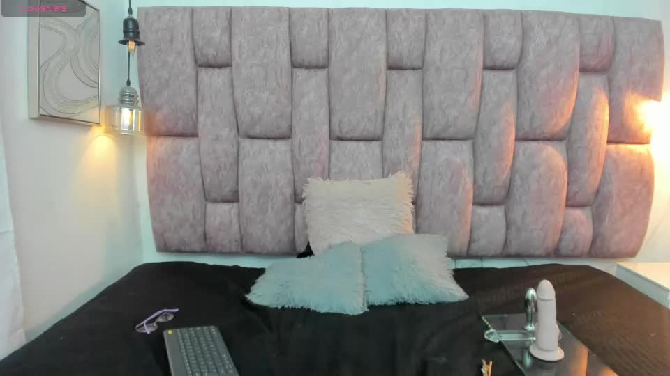 misslunablue_ Webcam Chat July 31, 2026
