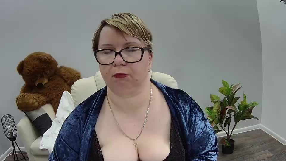 bonnnyboobsy Webcam Chat July 31, 2026
