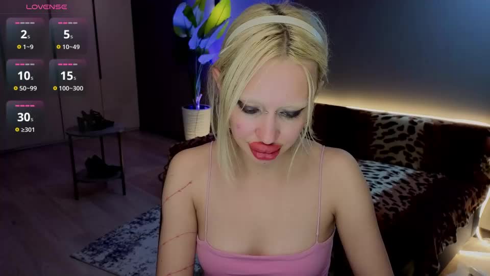 luna_beverly Webcam Chat July 31, 2026