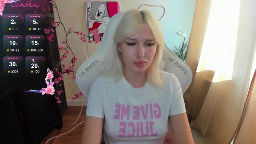 EvelinaLuu Webcam Chat July 31, 2026