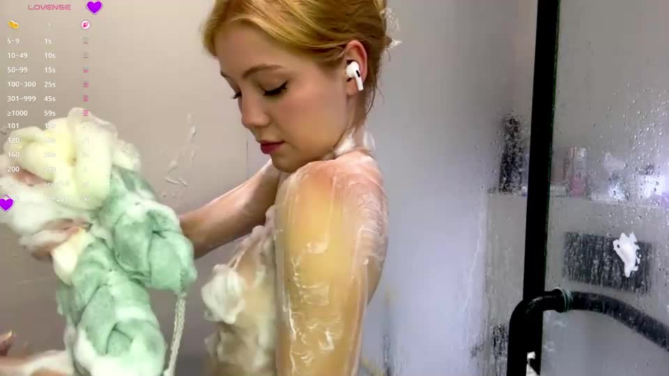 necolezhuang Webcam Chat July 31, 2026