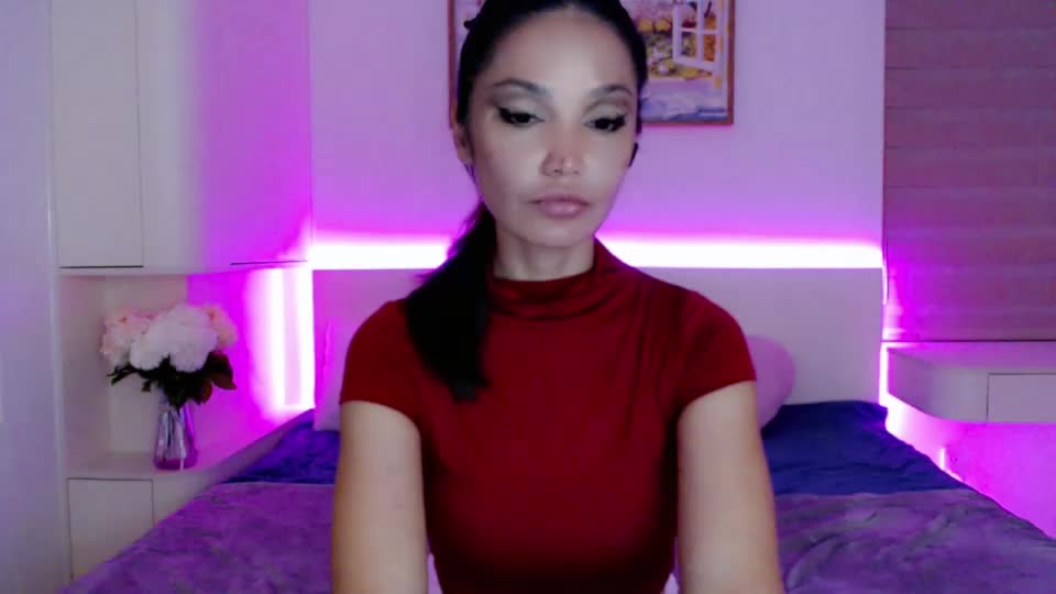 ohmy_linda Webcam Chat July 31, 2026