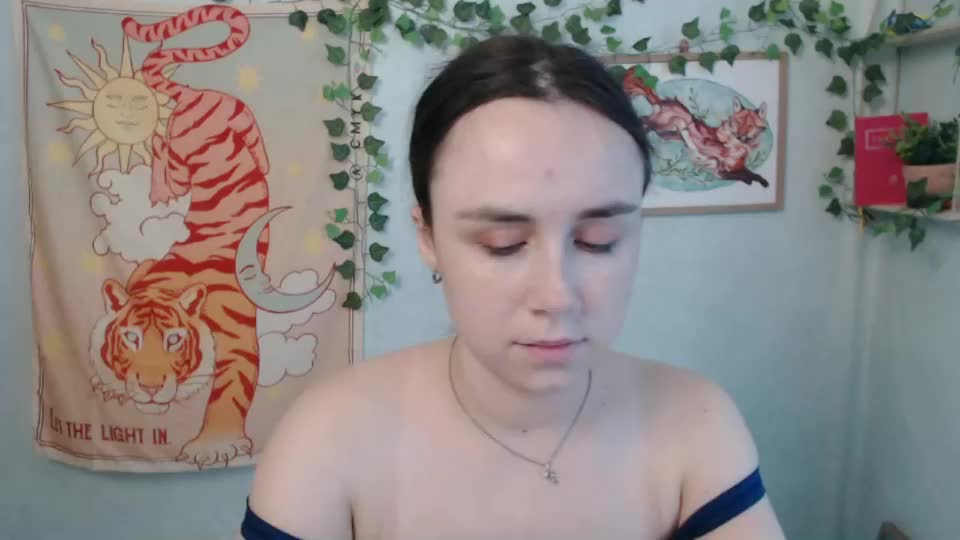 veryveryvery_shy Webcam Chat July 31, 2026