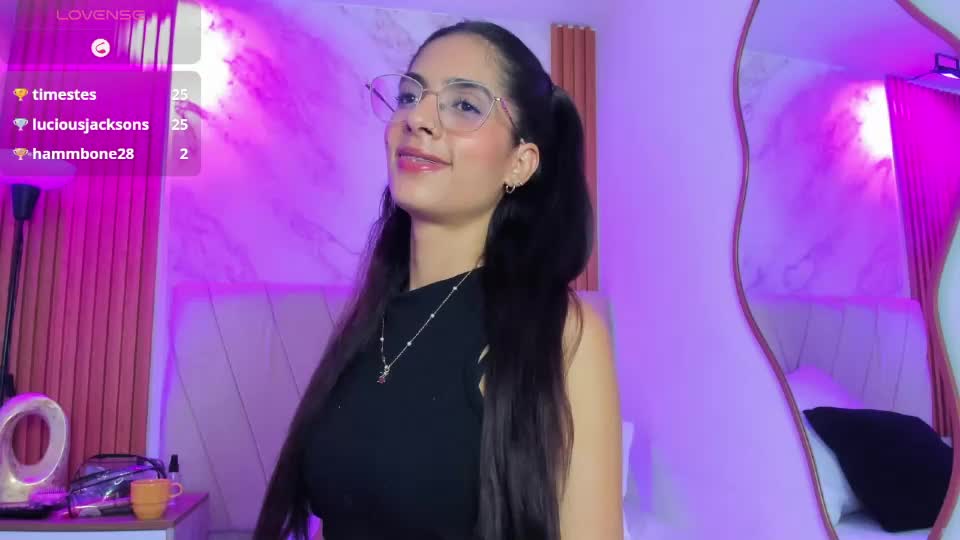 j_belle_ Webcam Chat July 31, 2026