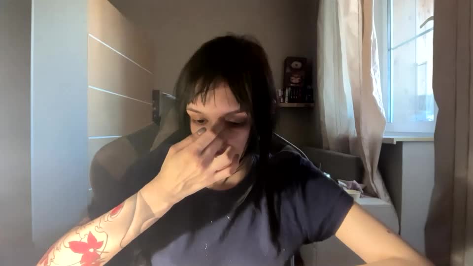 shirakranendonk Webcam Chat August 1, 2026