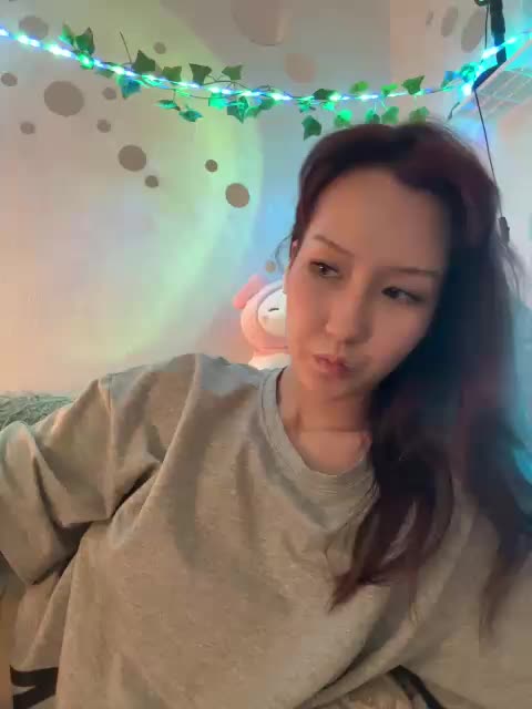 ShyAlya Webcam Chat August 1, 2026