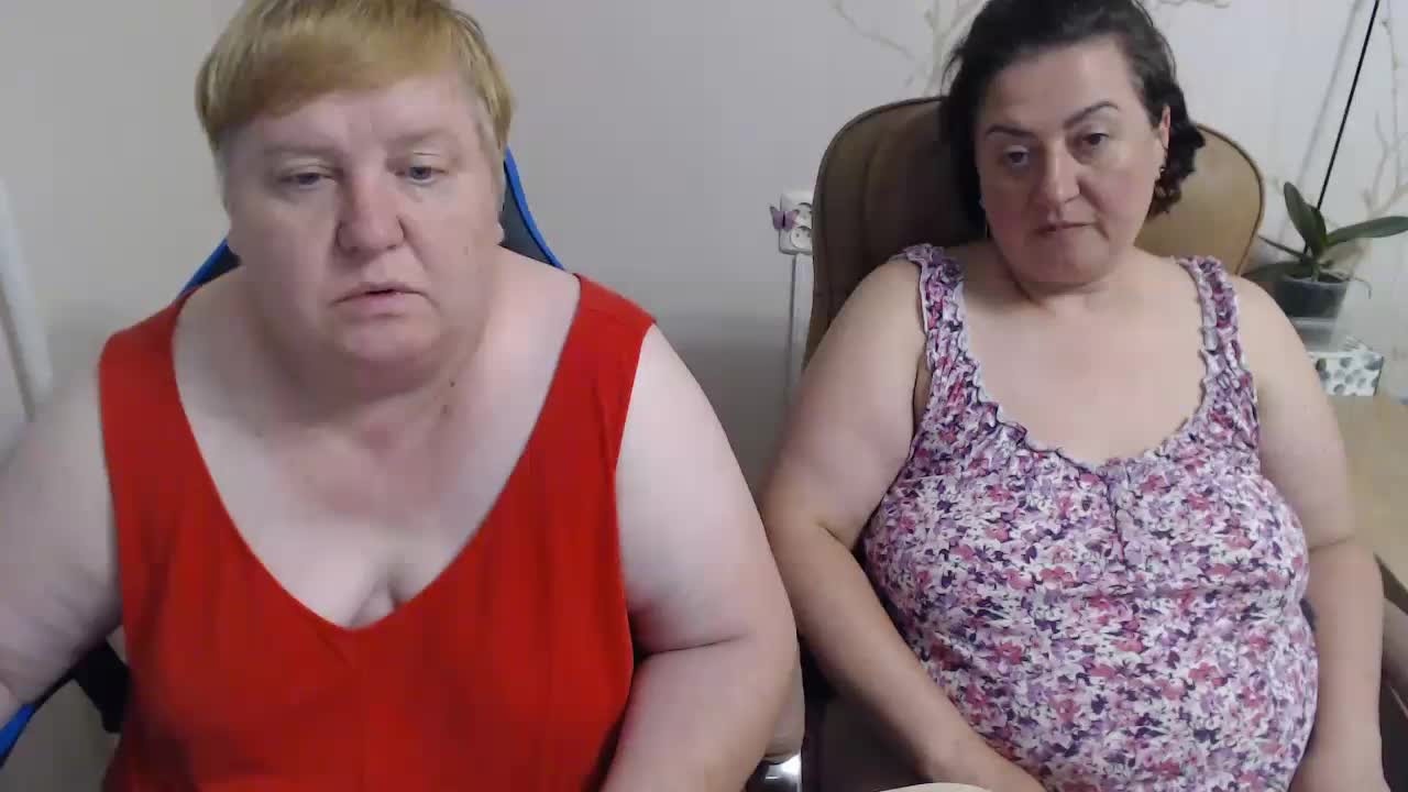 XMollyJaneEX Webcam Chat August 1, 2026