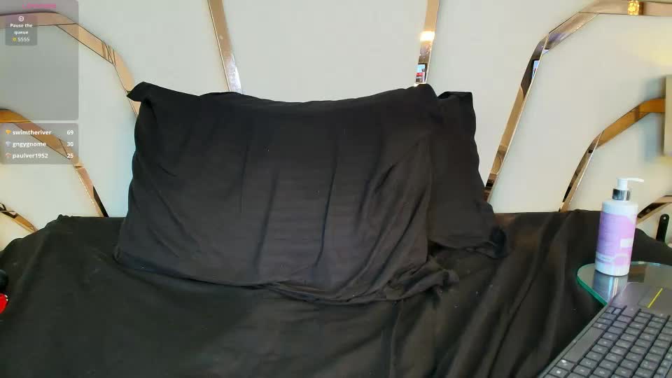 amelia_kingsley Webcam Chat August 1, 2026