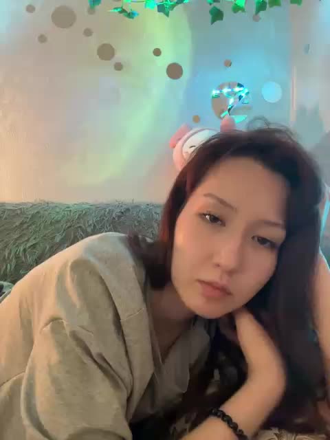ShyAlya Webcam Chat August 1, 2026