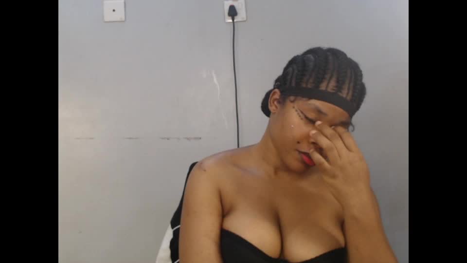 chocox_petitqueen Webcam Chat August 1, 2026