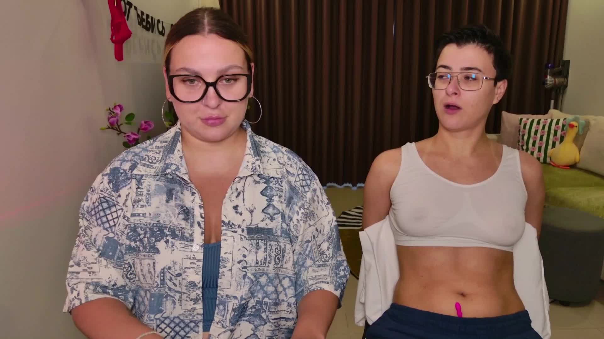 dreamteamgirls Webcam Chat August 1, 2026