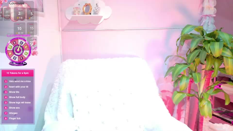 _valuu Webcam Chat August 1, 2026