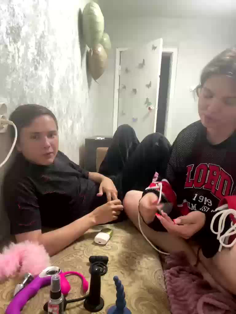 sweety-orgasm Webcam Chat August 2, 2026